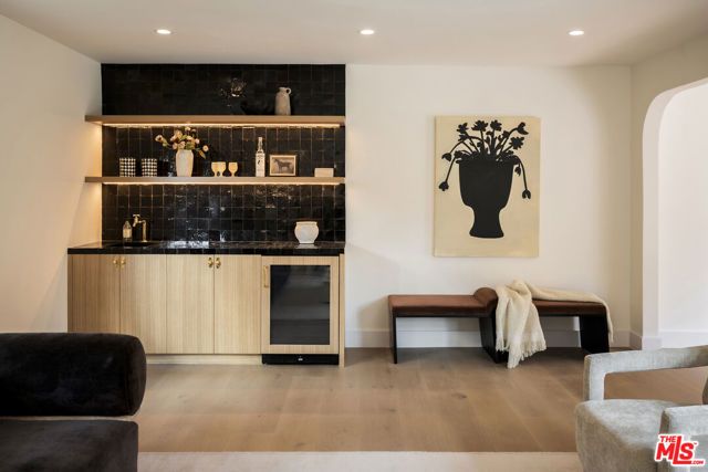 13114 Addison Street, Sherman Oaks, CA 91423