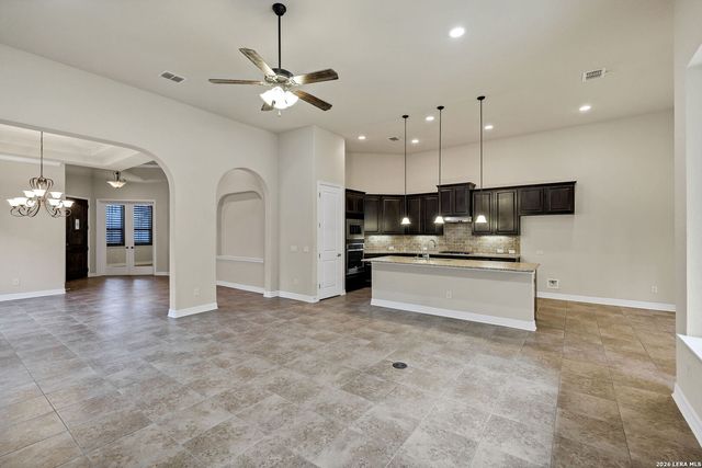 415 Tranquil Oak, San Antonio, TX 78260