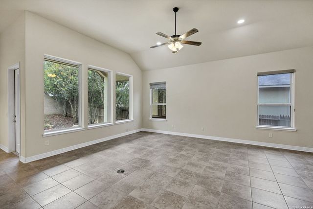 415 Tranquil Oak, San Antonio, TX 78260