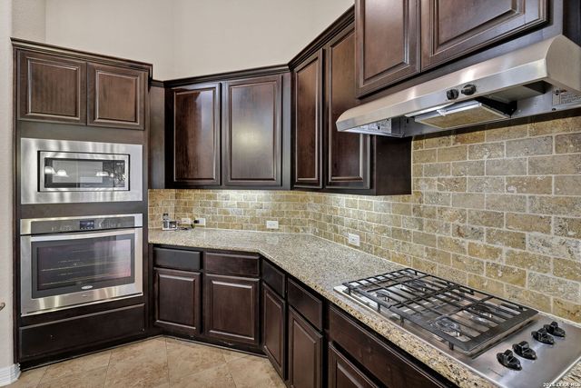 415 Tranquil Oak, San Antonio, TX 78260