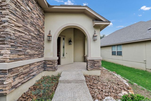 415 Tranquil Oak, San Antonio, TX 78260