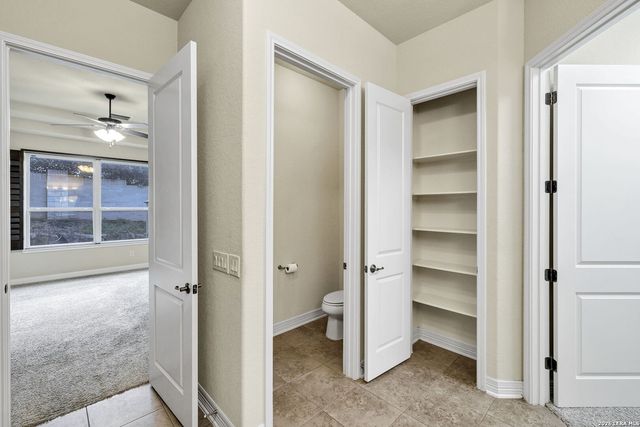 415 Tranquil Oak, San Antonio, TX 78260