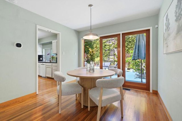570 Kenwood Drive, Menlo Park, CA 94025
