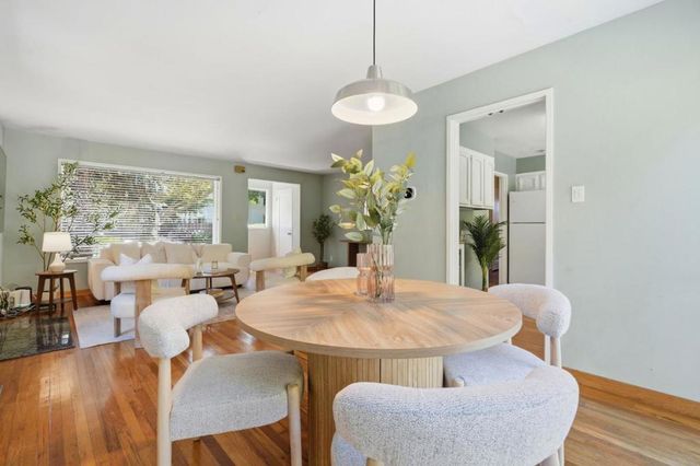 570 Kenwood Drive, Menlo Park, CA 94025