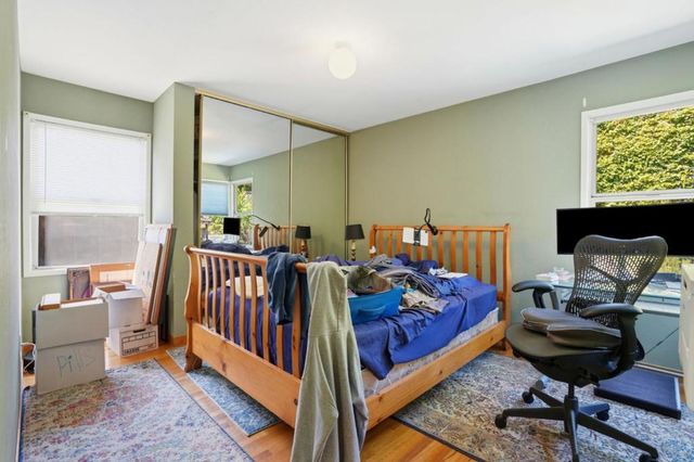 570 Kenwood Drive, Menlo Park, CA 94025