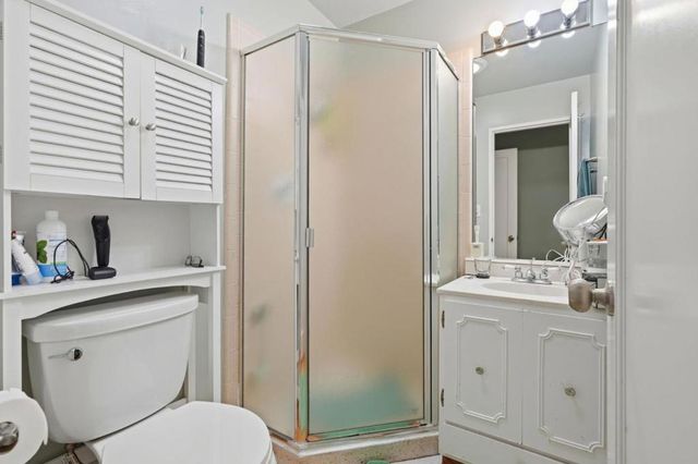 570 Kenwood Drive, Menlo Park, CA 94025