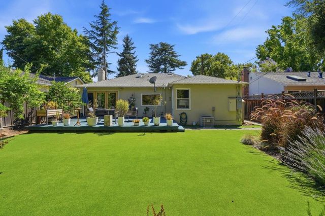 570 Kenwood Drive, Menlo Park, CA 94025
