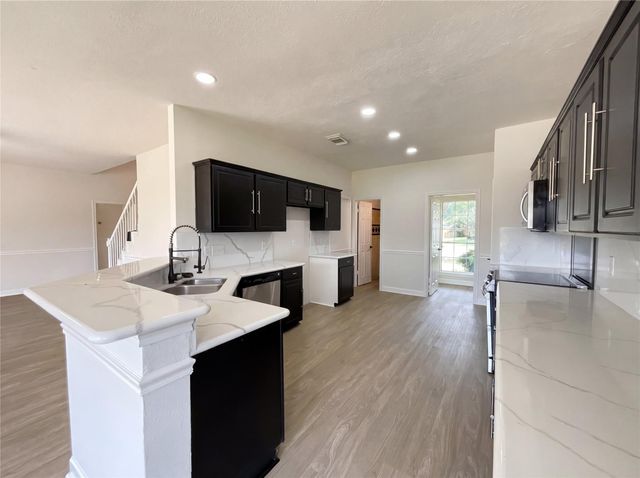 3122 Gatesbury North Drive, Houston, TX 77082