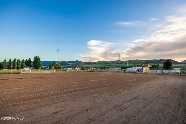 248 E 9300 South, Paradise, UT 84328