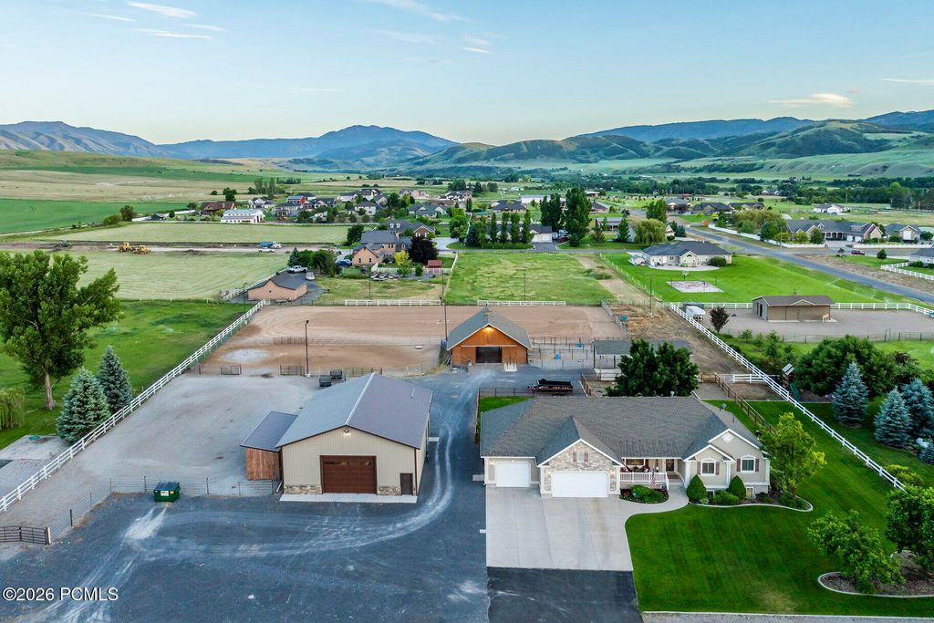 248 E 9300 South, Paradise, UT 84328