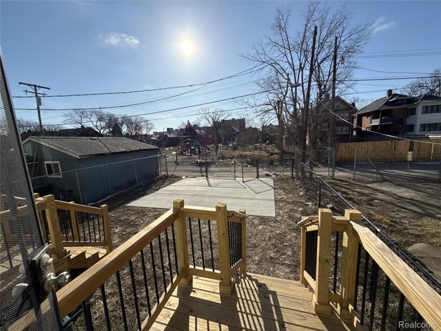 1431 W Euclid Street, Detroit, MI 48206