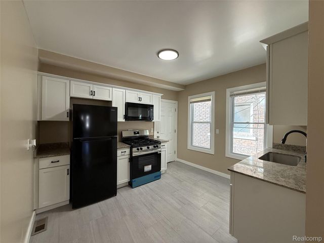 1431 W Euclid Street, Detroit, MI 48206