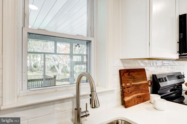 411 LYNBROOKE RD, Springfield, PA 19064