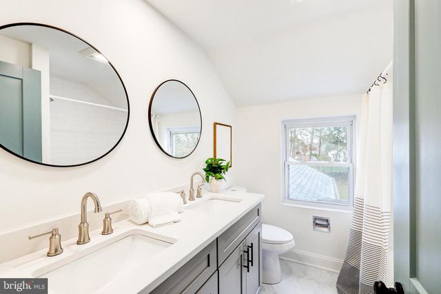 411 LYNBROOKE RD, Springfield, PA 19064