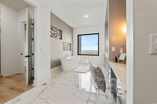 111 Bluff View Drive, Quitman, AR 72131