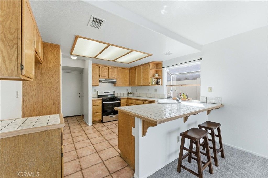 Image 12 of property listing at 35124 Willow Springs Drive, Yucaipa, CA 92399