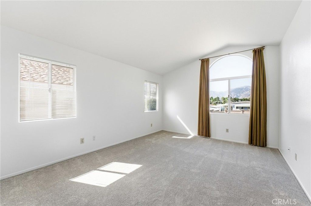 Image 16 of property listing at 35124 Willow Springs Drive, Yucaipa, CA 92399