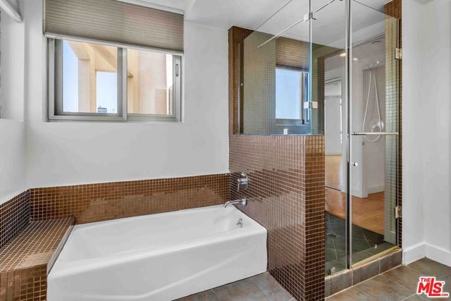 1260 S Corning Street 206, Los Angeles, CA 90035