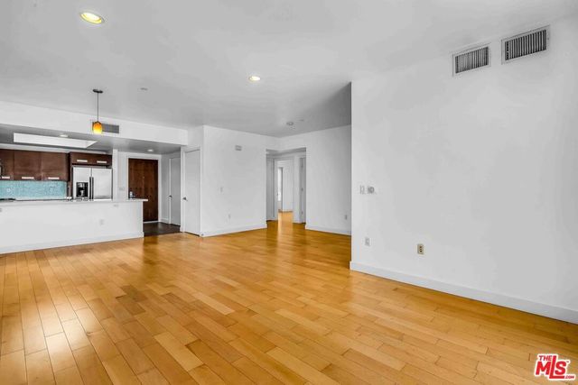 1260 S Corning Street 206, Los Angeles, CA 90035