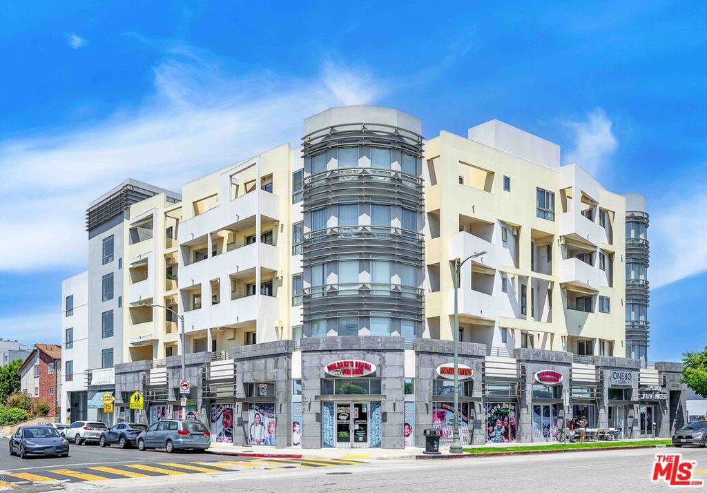 1260 S Corning Street 206, Los Angeles, CA 90035