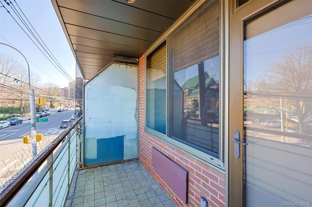 3132 Union Street 2C, Flushing, NY 11354