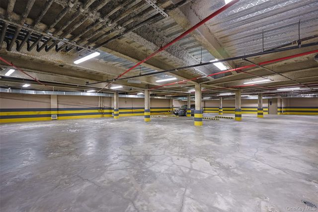 3132 Union Street 2C, Flushing, NY 11354