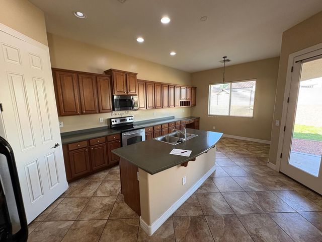 15234 W Voltaire Street, Surprise, AZ 85379