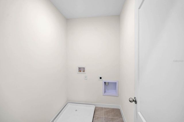 1217 ALSTONIA, Mount Dora, FL 32757