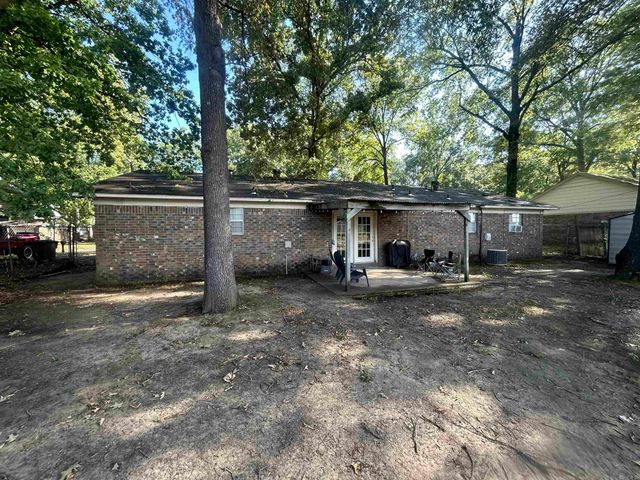 31 Indian Trail, Searcy, AR 72143