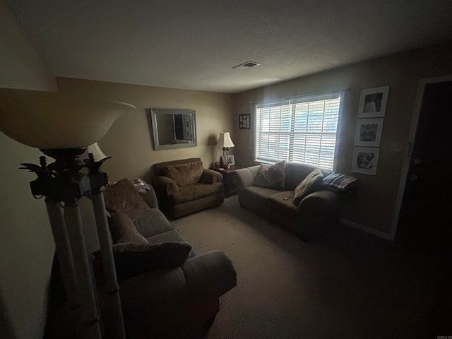 31 Indian Trail, Searcy, AR 72143