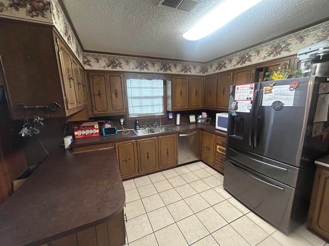 31 Indian Trail, Searcy, AR 72143