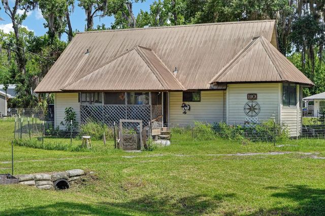 110 W PALM AVENUE, Crescent City, FL 32112