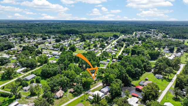110 W PALM AVENUE, Crescent City, FL 32112