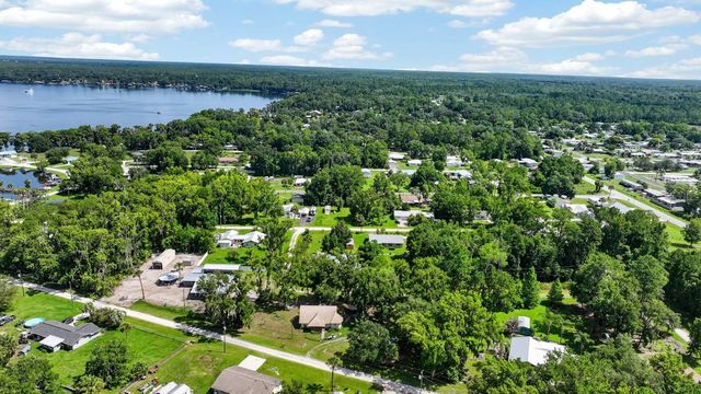 110 W PALM AVENUE, Crescent City, FL 32112