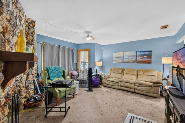 110 W PALM AVENUE, Crescent City, FL 32112