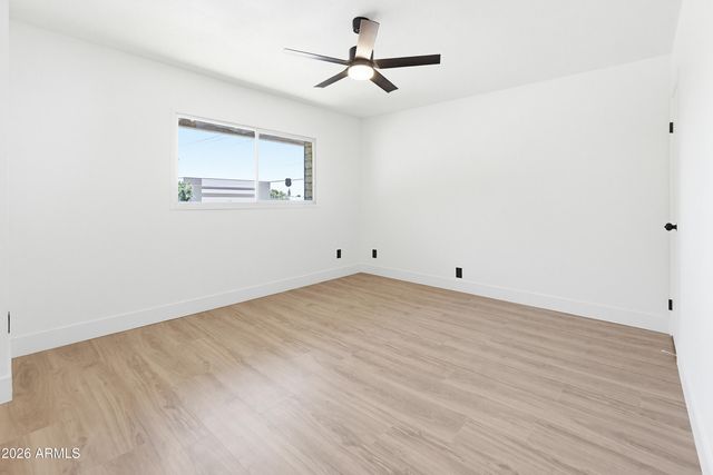 4356 W OCOTILLO Road, Glendale, AZ 85301