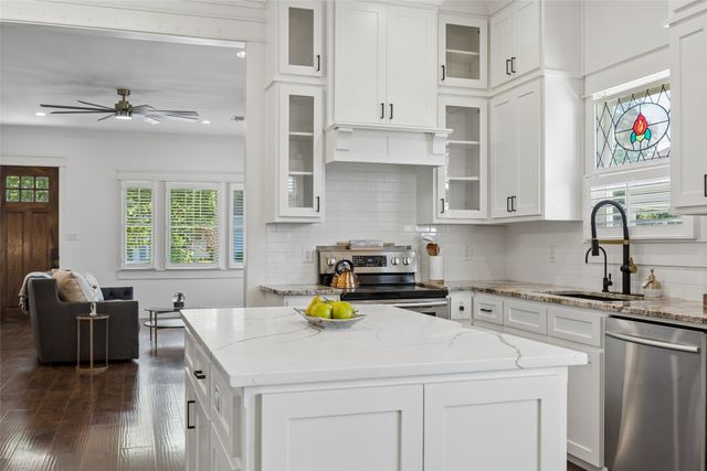 1820 Washington Avenue, Fort Worth, TX 76110