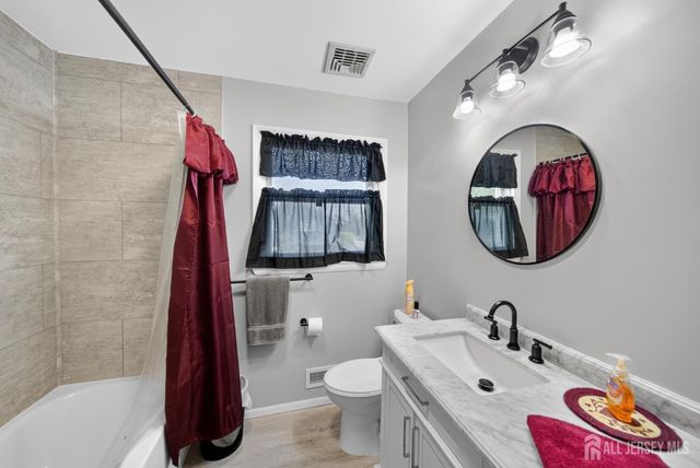 73 Ash Street, Carteret, NJ 07008
