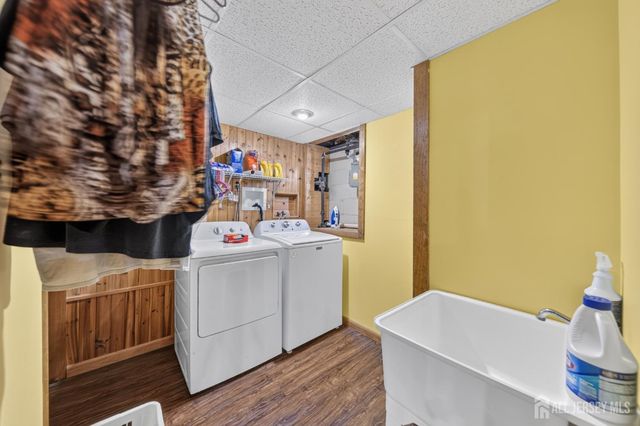 73 Ash Street, Carteret, NJ 07008