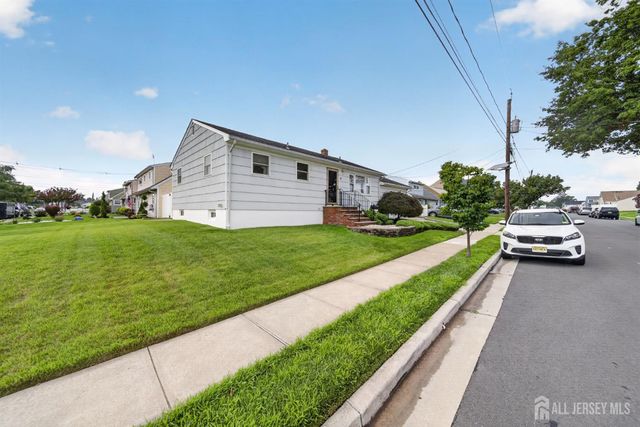73 Ash Street, Carteret, NJ 07008