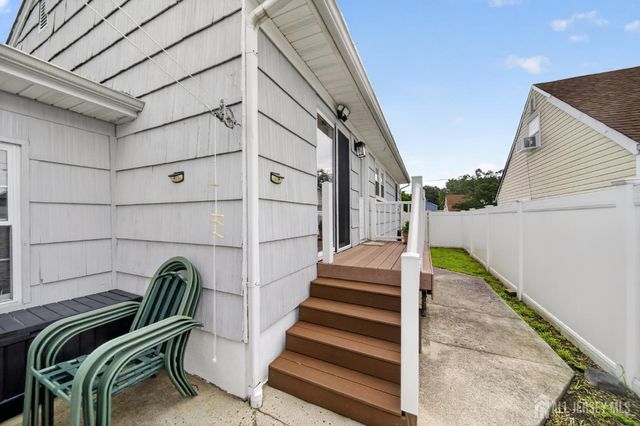 73 Ash Street, Carteret, NJ 07008