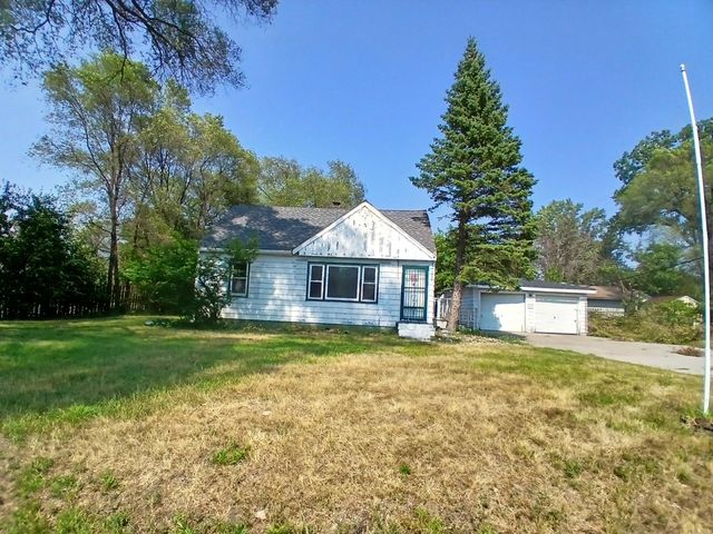 2331 Coon Rapids Boulevard NW, Coon Rapids, MN 55433