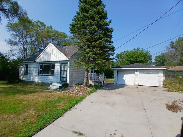 2331 Coon Rapids Boulevard NW, Coon Rapids, MN 55433