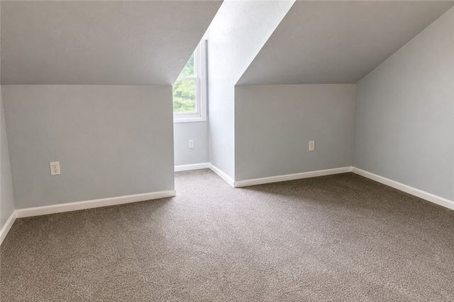 3232 Mcclure Ave, Marshall Shadeland, PA 15212