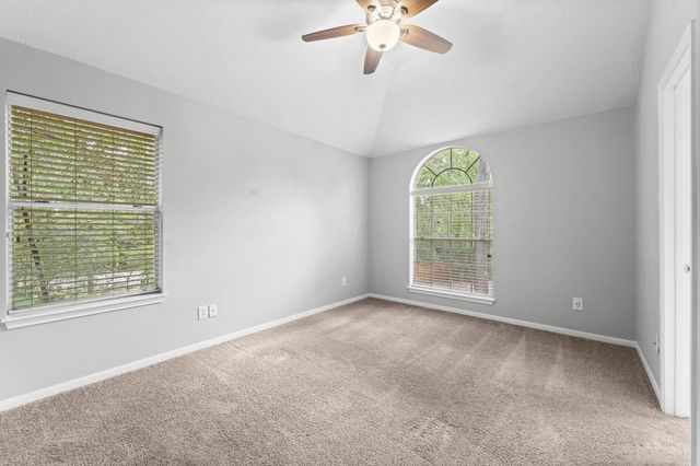 17 E Willowwood Court, The Woodlands, TX 77381