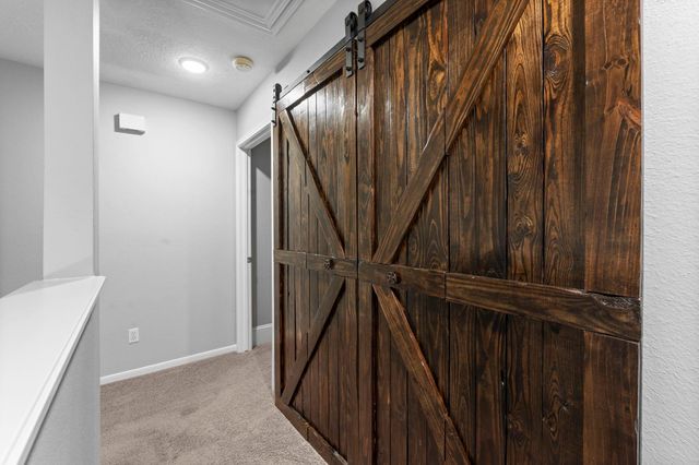 17 E Willowwood Court, The Woodlands, TX 77381