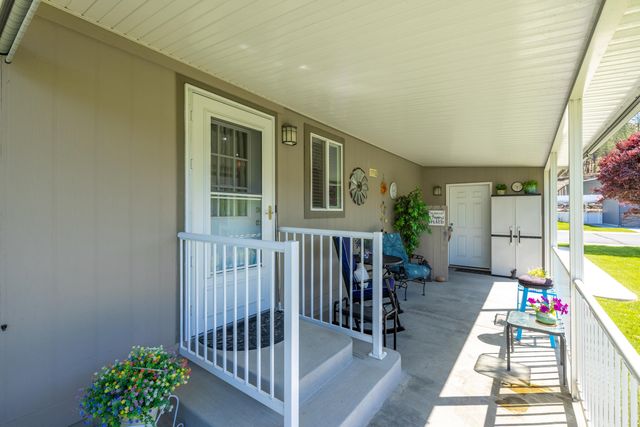 10507 N JACQUELINE Ln, Nine Mile Falls, WA 99026