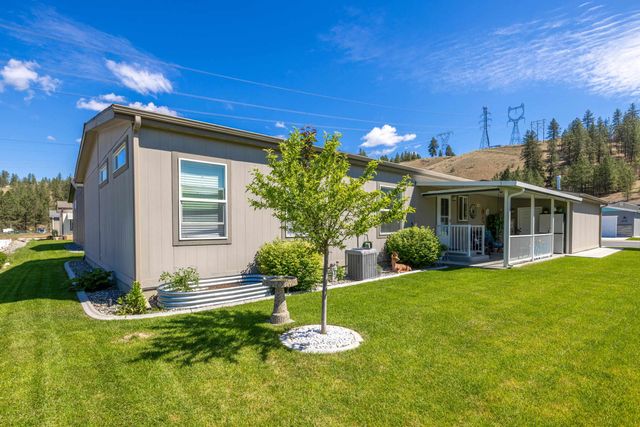 10507 N JACQUELINE Ln, Nine Mile Falls, WA 99026