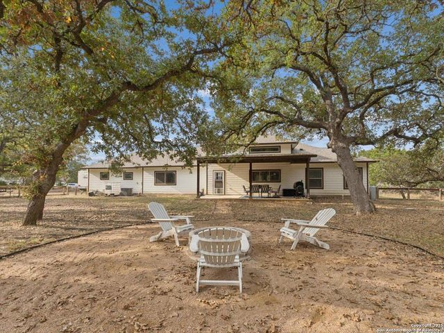 256 Park Road, Bandera, TX 78003