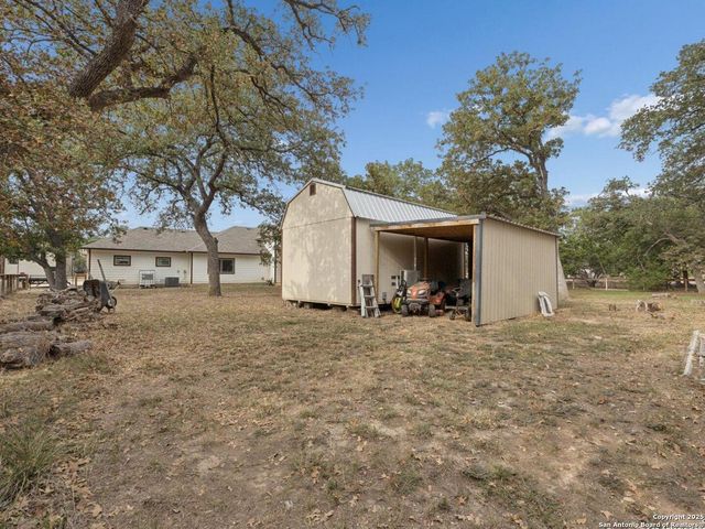 256 Park Road, Bandera, TX 78003